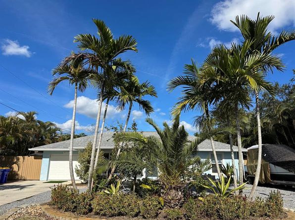 8171 SE Evergreen St