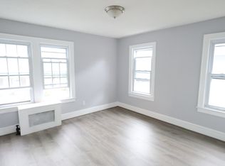 40 Norfolk St #2, Springfield, MA 01109