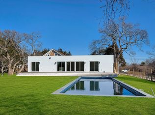 2610 Orchard St, Orient, NY 11957