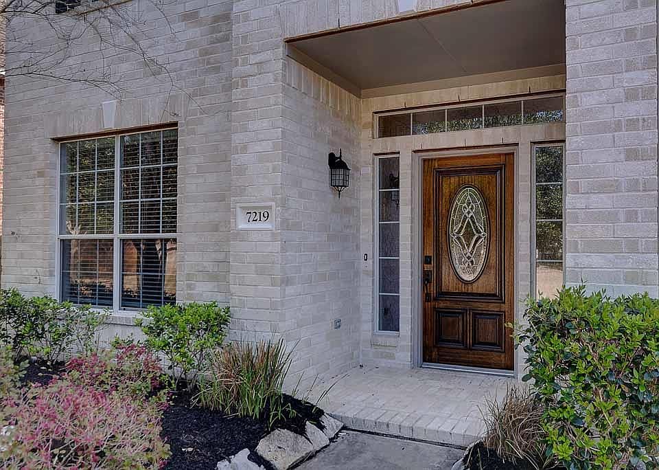 1st image of 7219 Wakefield Meadow Ln