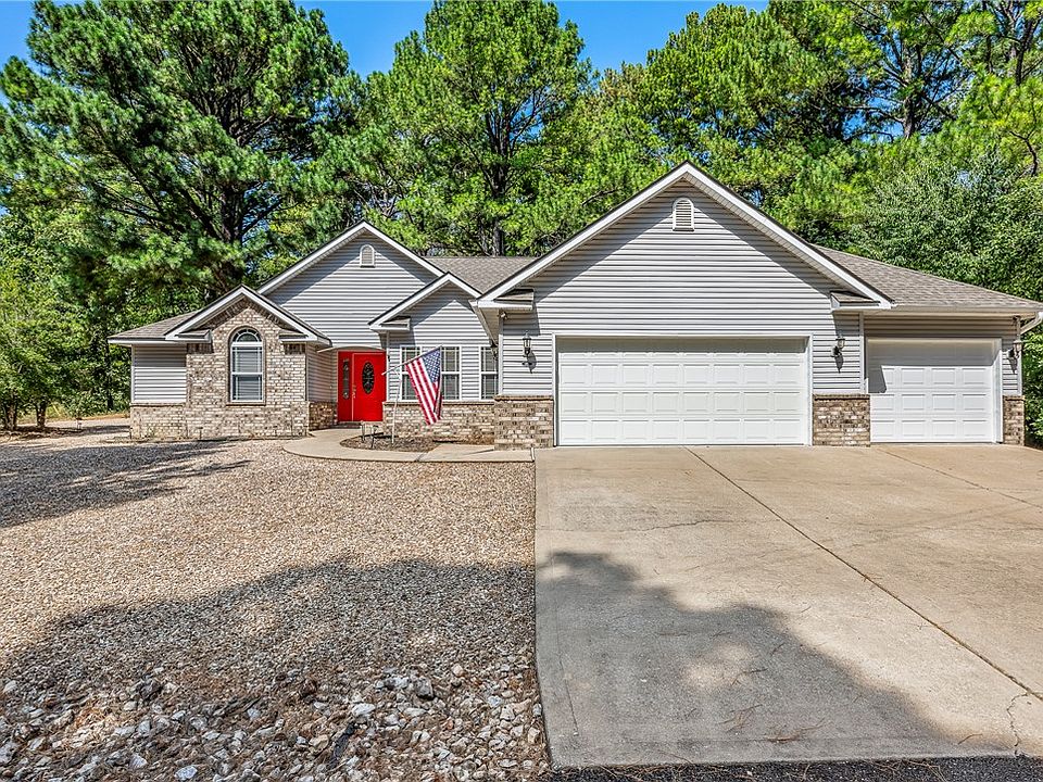 1st image of 1 Kincardine Ln