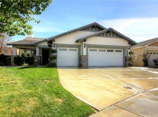 250 Delicious Dr, Hemet, CA 92544