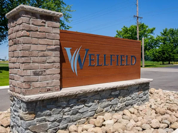 324 Wellfield Dr Lot 84, Nappanee, IN 46550