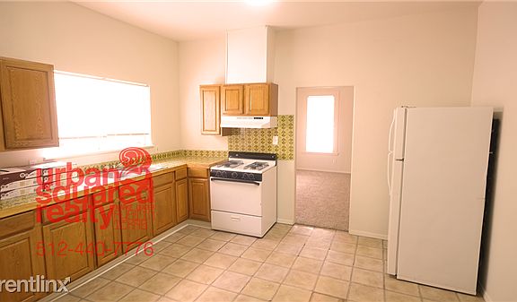 MONT3-urban-squared-realty---montopolis-drive-east-austin-te
