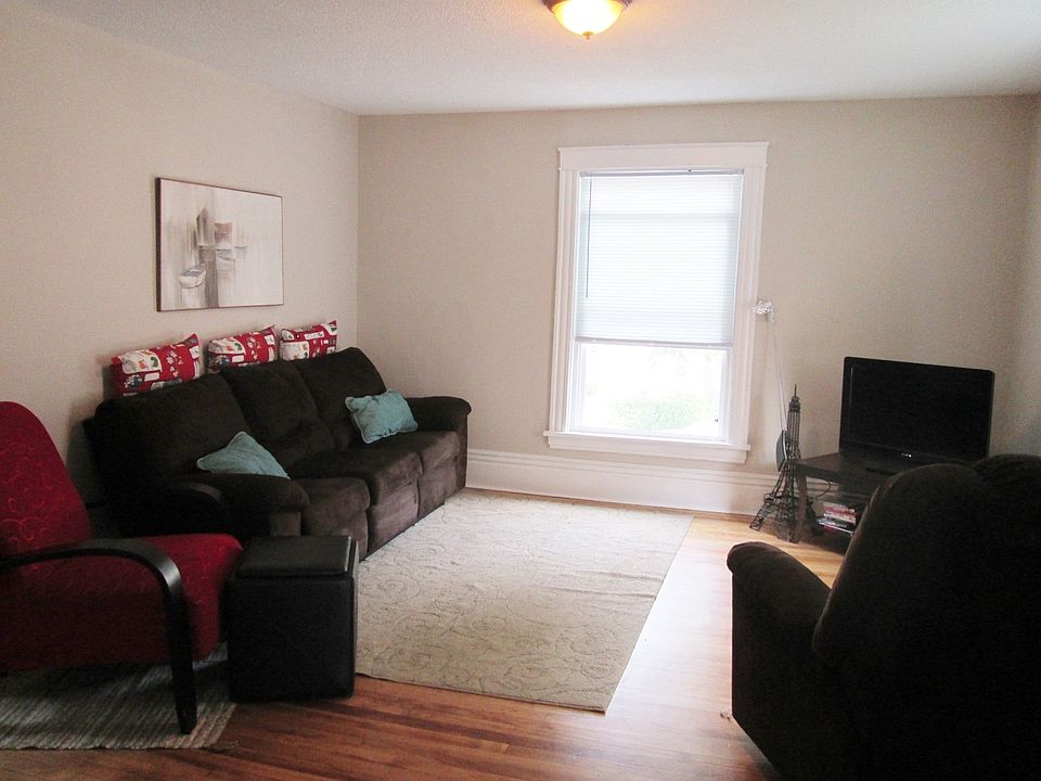 1st image of 3224 Grand Ave S #17892428
