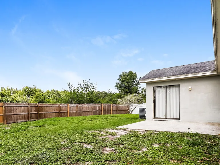 10818 Peppersong Dr — Photo 16
