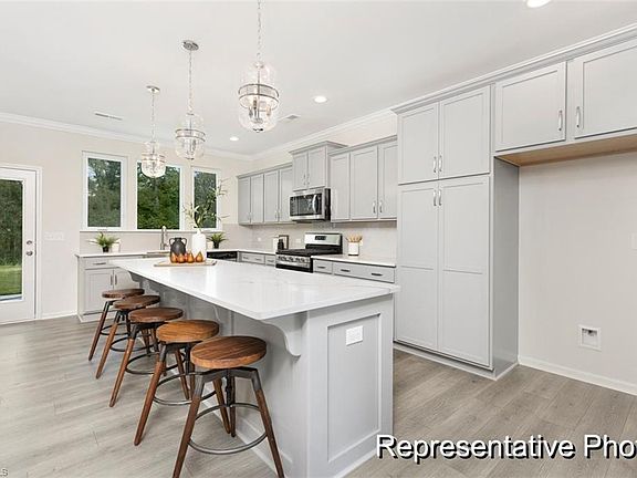 2nd image of 2491 Dukes Hollow Ct #100