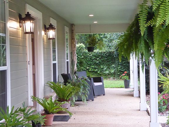 3rd image of 3915 Cabildo Place Ave