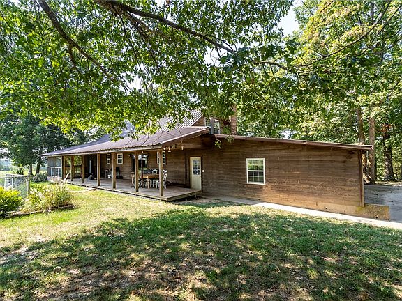 4th image of 11052 Bredehoeft Rd