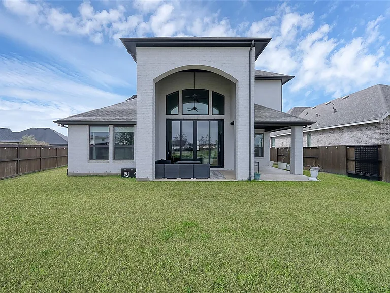 6718 Waxbill Rd — Photo 41