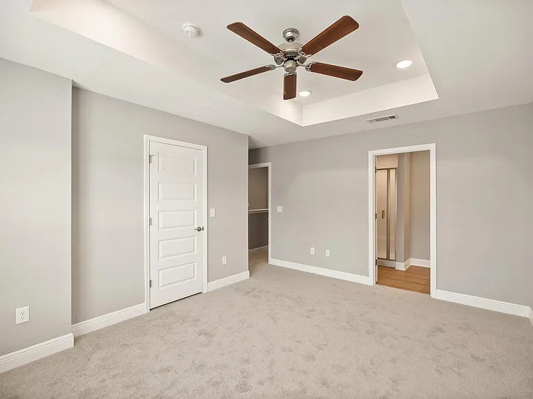 319 Carmel Dr #6-1 — Photo 6