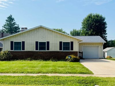 406 E Newman St, Knoxville, IL, 61448