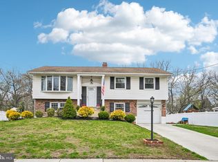 308 Mallard Dr, Marlton, NJ