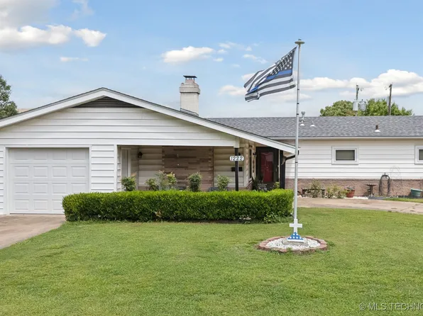 1222 N Cherrington Ave, Claremore, OK 74017