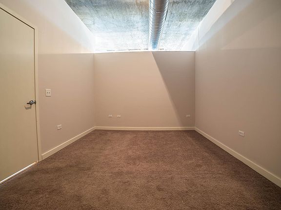 2nd image of 50 E 16th St Unit 410