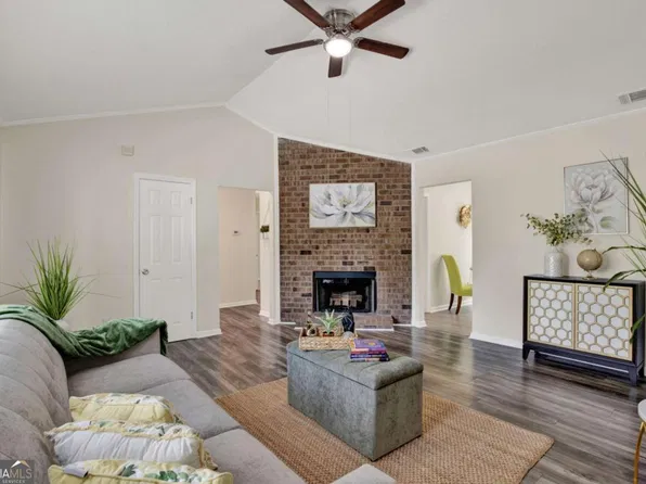 325 Forrest Ave, Savannah, GA 31404