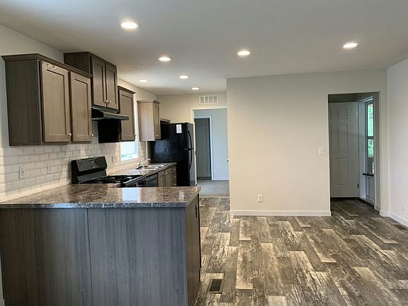 3rd image of 7801 88th Ave Lot 123