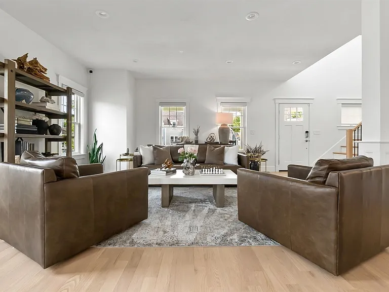 4 Gabaree Ct — Photo 23