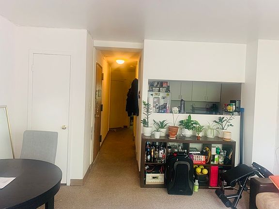 4th image of 7622 Grand Central Pkwy APT 4R