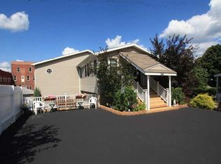 14 Stoner St, Scottdale, PA