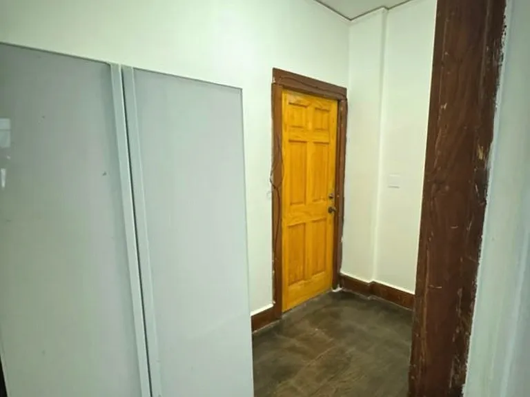 376 River Dr #2 — Photo 5