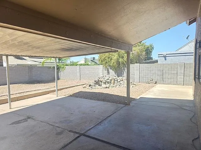 1059 E Sequoia Dr — Photo 17