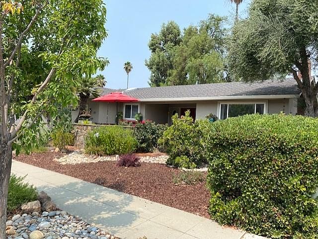 1st image of 325 El Portal Way