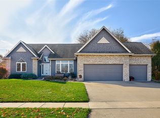 2706 NE Trilein Dr, Ankeny, IA 50021