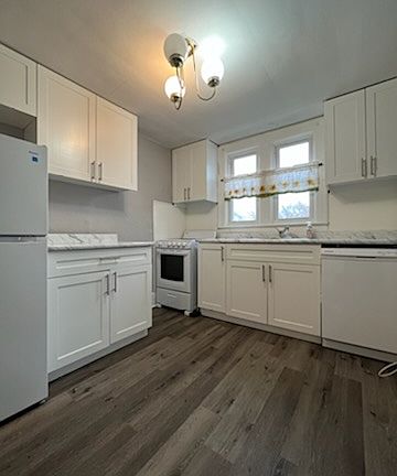 4th image of 1578 Ellrose Ave #1
