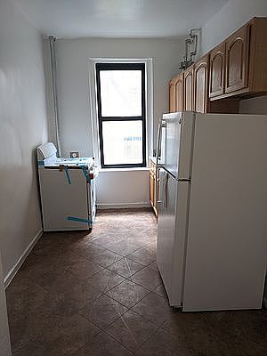 1st image of 975 Sherman Ave #34SS