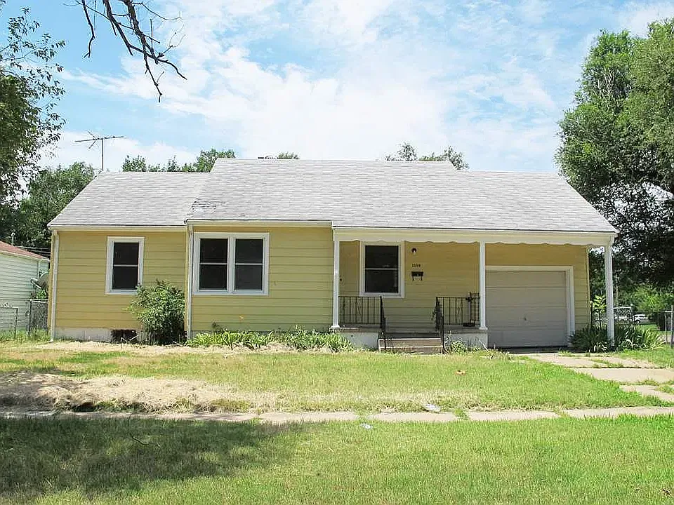 1559 N Old Manor Rd