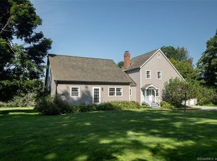 9 Vanishing Brook Ln, Sharon, CT 06069