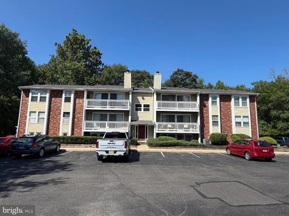 60 Sweetfern Ct, Marlton, NJ 08053