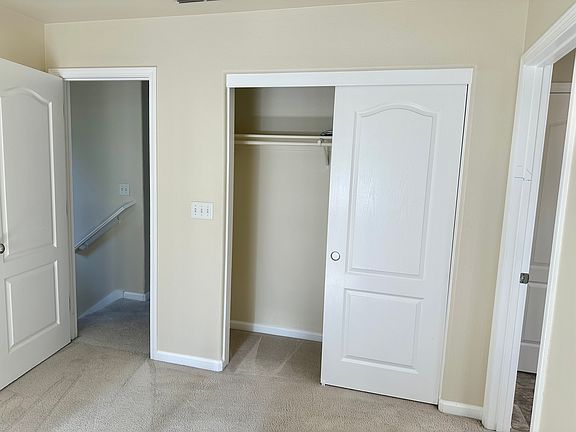 4th image of 3207 Portage Way