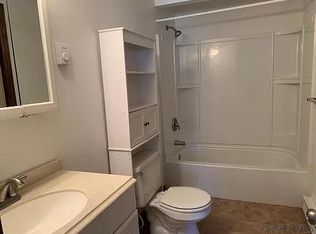 5209 Columbo St, Pittsburgh, PA 15224