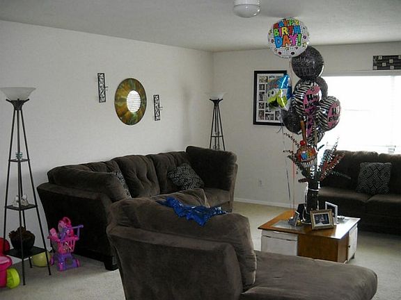 3rd image of 20703 Baron Bend Ln