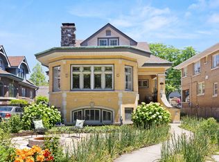 932 N Oak Park Ave, Oak Park, IL