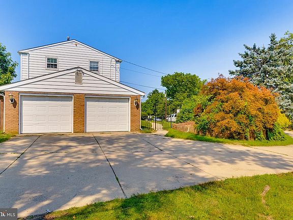 5th image of 41 Deborah Pl