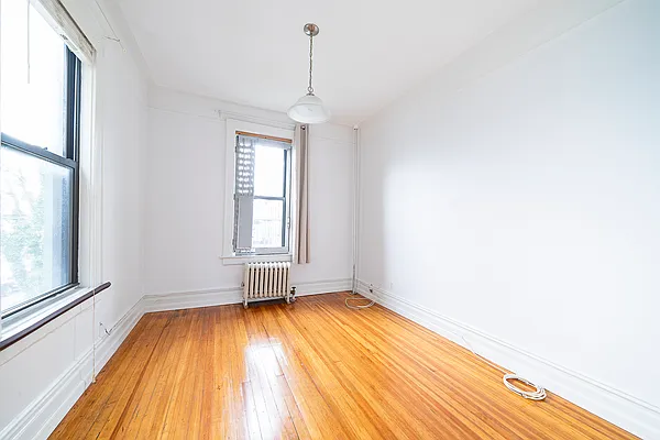 Rented by Compass | media 9