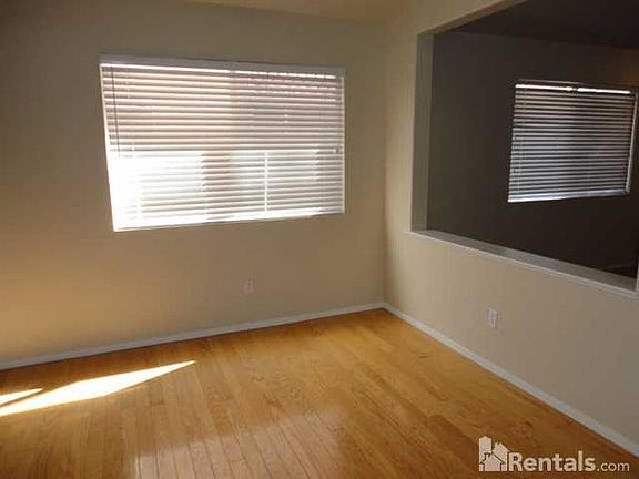 4th image of 8950 Edgeworth Pl