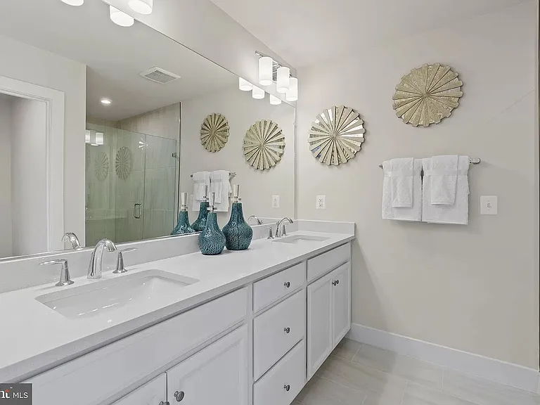18247 Moss Garden Rd — Photo 10