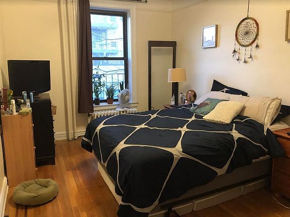 5th image of 2523 31st Ave APT B33