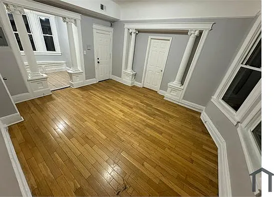 342 Irvine Turner Blvd #2 — Photo 4