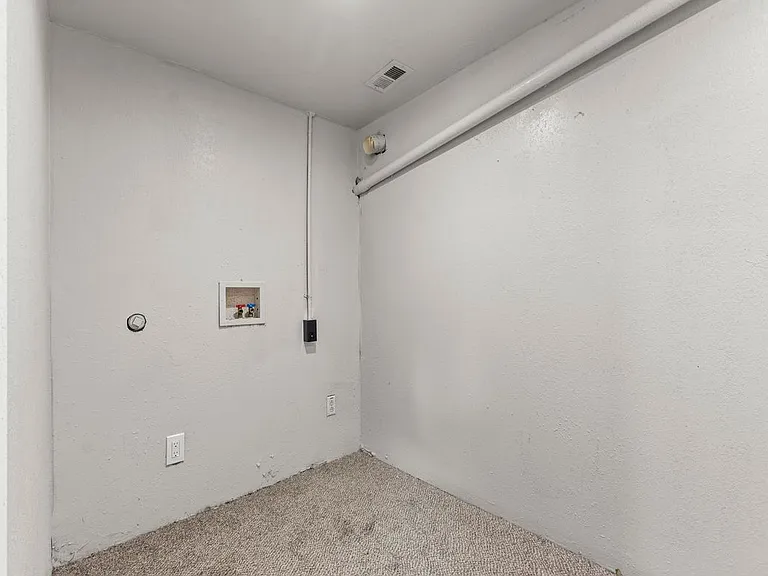 9915 North Rd — Photo 14