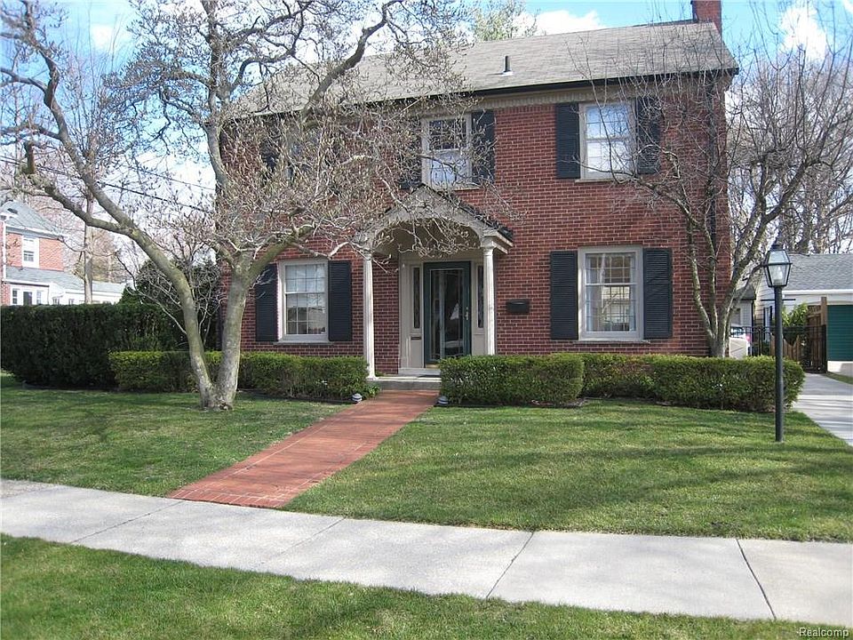 1st image of 731 S Denwood St