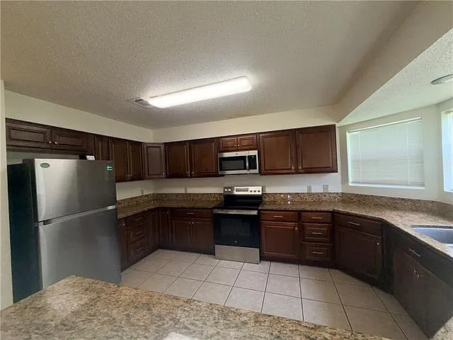 216 Woodridge Blvd — Photo 11