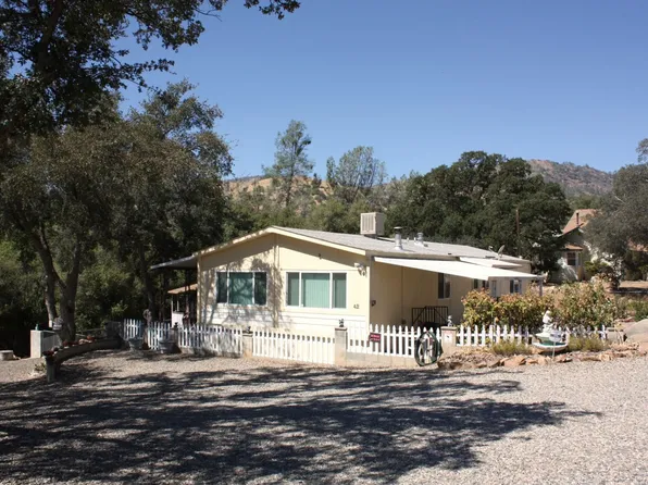 42 Carrick Ln, Wofford Heights, CA 93285
