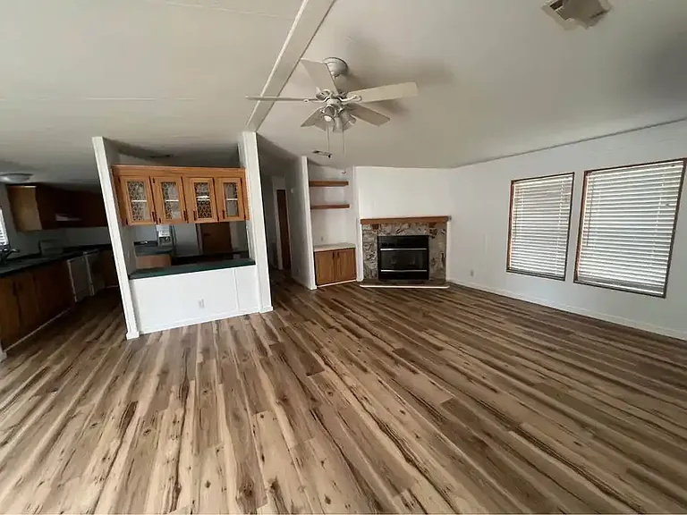 239 Sweet Gum St — Photo 3