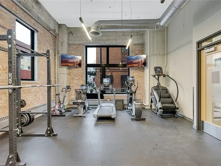 250 Park Ave #313 — Photo 14