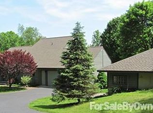 5808 Old Douglas Rd, Kalamazoo, MI 49009